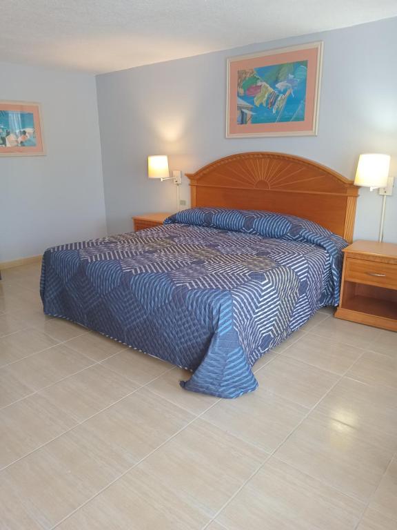 Pokoj s manželskou postelí King – Royal Islander Hotel